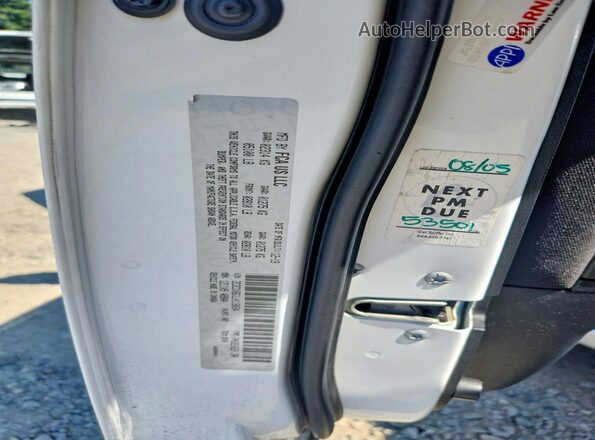 2C3CDXBG1LH118034 2020 DODGE CHARGER White Vista del compartimento del motor
