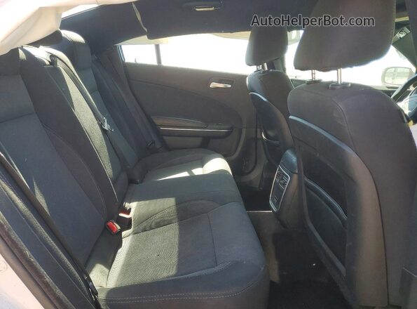 2C3CDXBG2HH504226 2017 DODGE CHARGER White უკანა სავარძლების ხედი