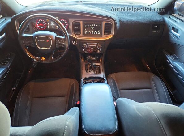 2C3CDXBG2LH190411 2020 DODGE CHARGER Burgundy Vista del salpicadero