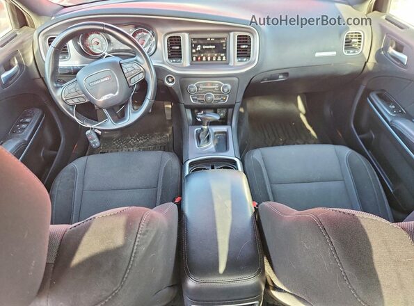 2C3CDXBG2NH258614 2022 DODGE CHARGER Красный Вид панели приборов