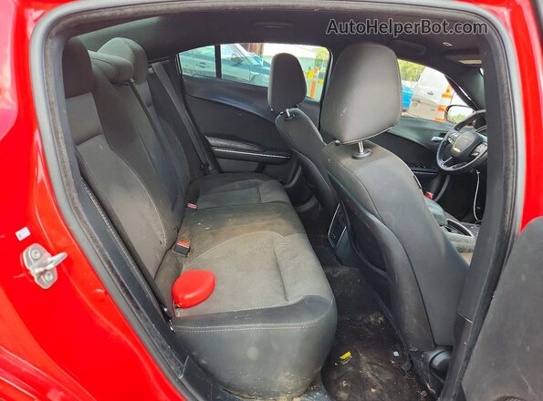 2C3CDXBG3JH291146 2018 DODGE CHARGER Красный Вид задних сидений