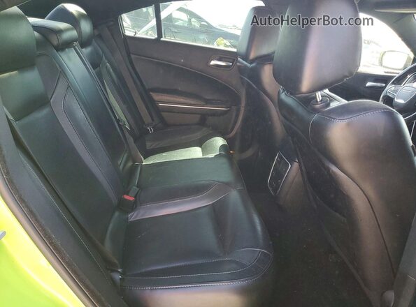 2C3CDXBG3KH650223 2019 DODGE CHARGER Green უკანა სავარძლების ხედი