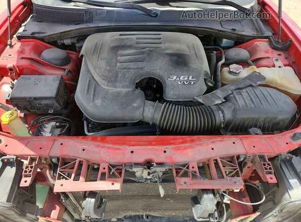 2C3CDXBG3KH754453 2019 DODGE CHARGER Красный Вид задней части салона