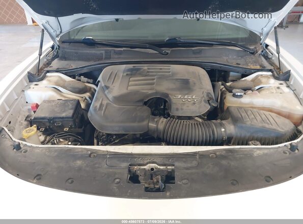 2C3CDXBG3LH188425 2020 DODGE CHARGER White Widok z tyłu
