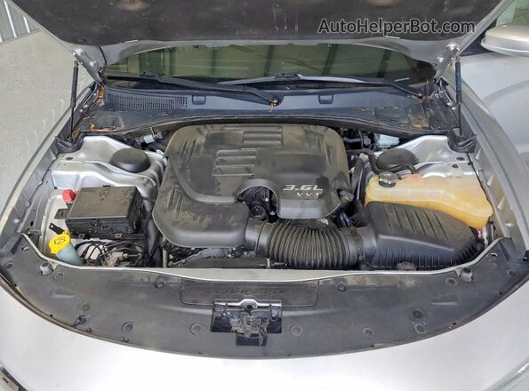 2C3CDXBG3NH145299 2022 DODGE CHARGER Серебряный Вид задней части салона