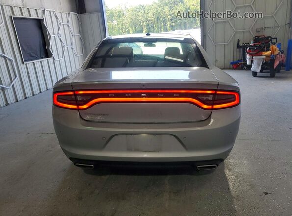 2C3CDXBG3NH145299 2022 DODGE CHARGER Серебряный Вид сзади