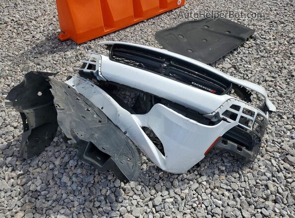 2C3CDXBG3PH530588 2023 DODGE CHARGER White Շարժիչի բաժամունքի տեսք