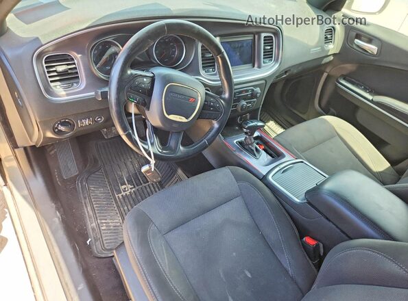 2C3CDXBG4JH114802 2018 DODGE CHARGER Gray Widok deski rozdzielczej