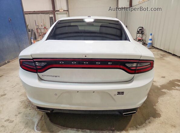 2C3CDXBG4NH256072 2022 DODGE CHARGER White Вид ззаду