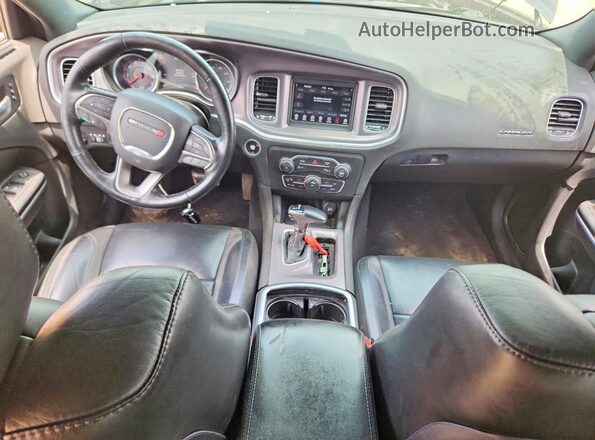 2C3CDXBG5KH724676 2019 DODGE CHARGER Gray Widok deski rozdzielczej