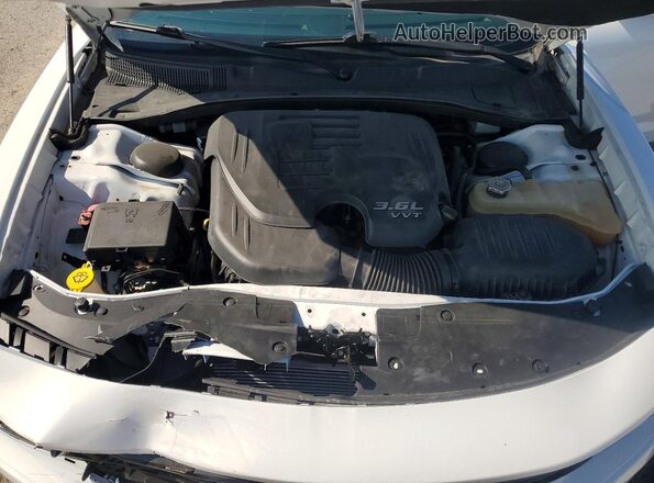 2C3CDXBG6KH758609 2019 DODGE CHARGER Белый Вид задней части салона