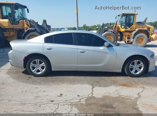 2C3CDXBG6LH190153 2020 DODGE CHARGER Silver Rear interior view