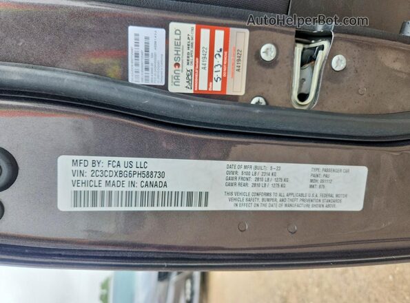 2C3CDXBG6PH588730 2023 DODGE CHARGER Charcoal Vista del compartimento del motor