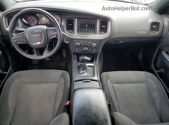 2C3CDXBG7JH147762 2018 DODGE CHARGER Красный Вид панели приборов