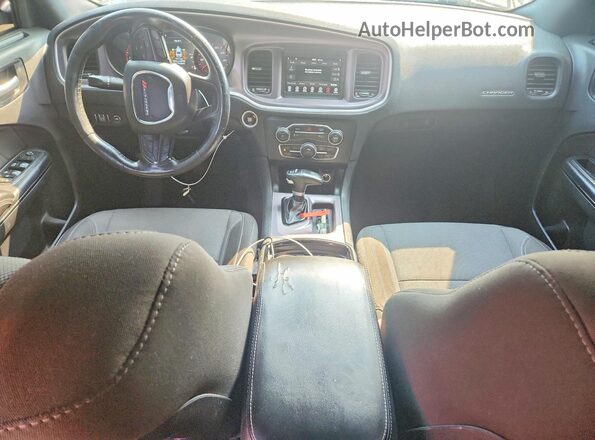2C3CDXBG7KH748655 2019 DODGE CHARGER Серебряный Вид панели приборов