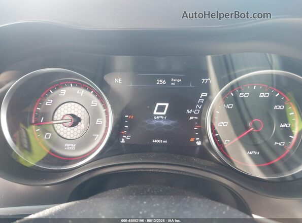 2C3CDXBG7LH190128 2020 DODGE CHARGER Серебряный Вид задних сидений