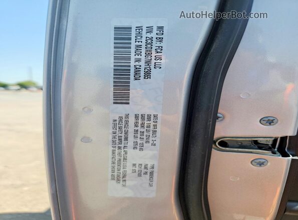 2C3CDXBG7NH129865 2022 DODGE CHARGER Silver Vista de la etiqueta del VIN