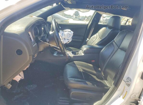 2C3CDXBG8NH220322 2022 DODGE CHARGER White Widok wnętrza z przodu