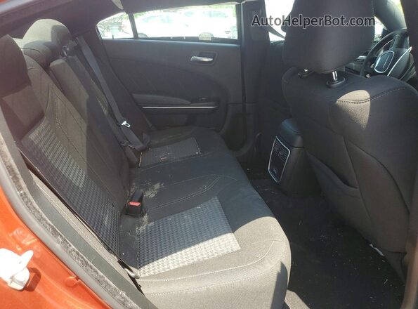 2C3CDXBG8PH638804 2023 DODGE CHARGER Orange Вид задніх сидінь
