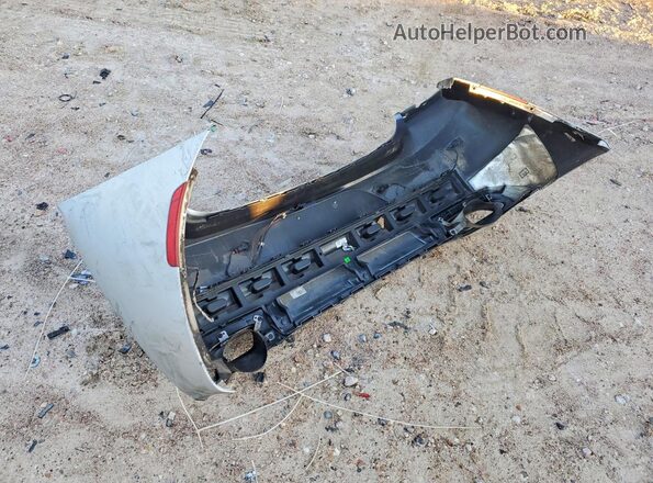 2C3CDXBG9KH599438 2019 DODGE CHARGER Silver Widok komory silnika