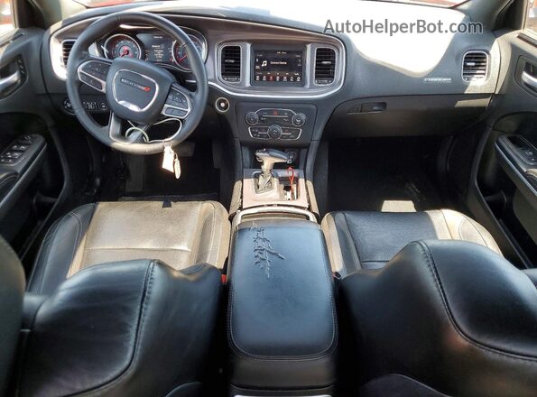 2C3CDXBG9LH140492 2020 DODGE CHARGER Red Vista del salpicadero