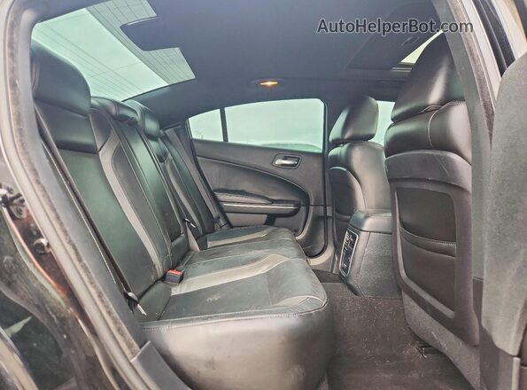 2C3CDXBG9LH140573 2020 DODGE CHARGER Black Widok tylnych siedzeń