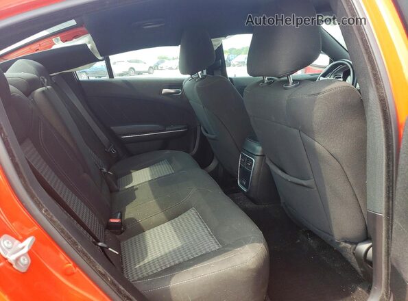 2C3CDXBG9PH687008 2023 DODGE CHARGER Orange Widok tylnych siedzeń