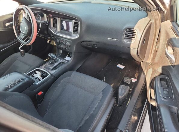2C3CDXBGXJH180321 2018 DODGE CHARGER Black Widok deski rozdzielczej