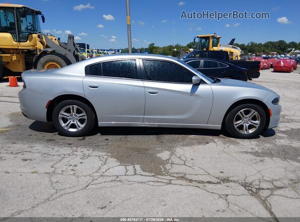 2C3CDXBGXLH190155 2020 DODGE CHARGER Серебряный Вид задней части салона