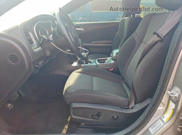 2C3CDXCT0JH142463 2018 DODGE CHARGER Silver Widok wnętrza z przodu
