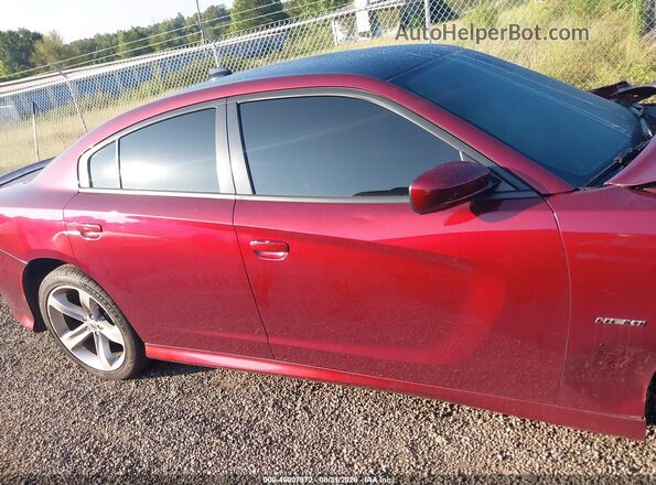 2C3CDXCT0JH201009 2018 DODGE CHARGER Темно-бордовый Вид задней части салона