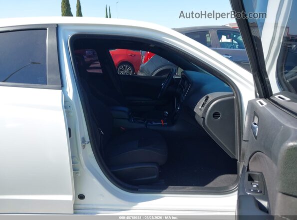 2C3CDXCT0MH628582 2021 DODGE CHARGER White Widok wnętrza z przodu