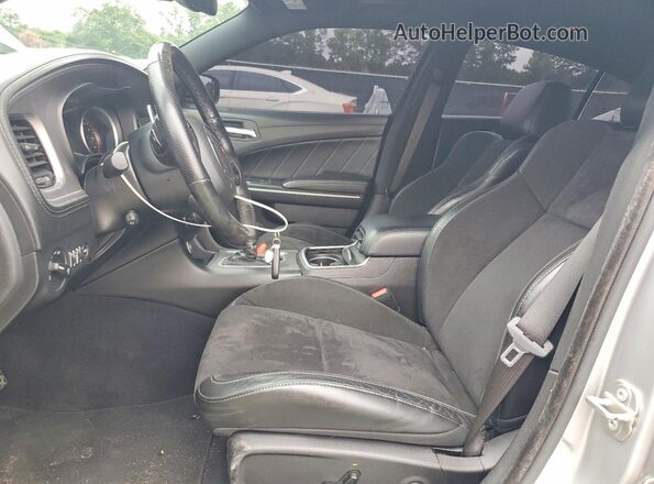 2C3CDXCT0PH598004 2023 DODGE CHARGER Серебряный Вид салона спереди