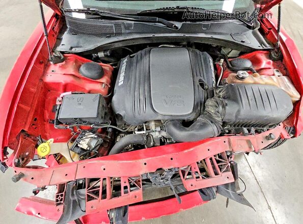 2C3CDXCT1JH155772 2018 DODGE CHARGER Red Widok wnętrza z tyłu