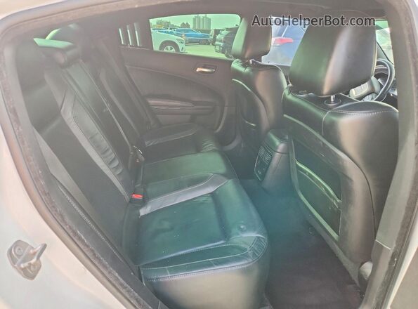 2C3CDXCT2HH642392 2017 DODGE CHARGER Белый Вид задних сидений