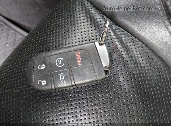 2C3CDXCT2JH134655 2018 DODGE CHARGER Темно-бордовый Вид панели приборов