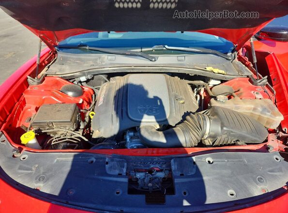 2C3CDXCT2LH232099 2020 DODGE CHARGER Красный Вид задней части салона