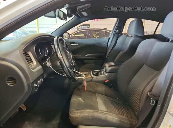 2C3CDXCT2NH129218 2022 DODGE CHARGER Белый Вид салона спереди