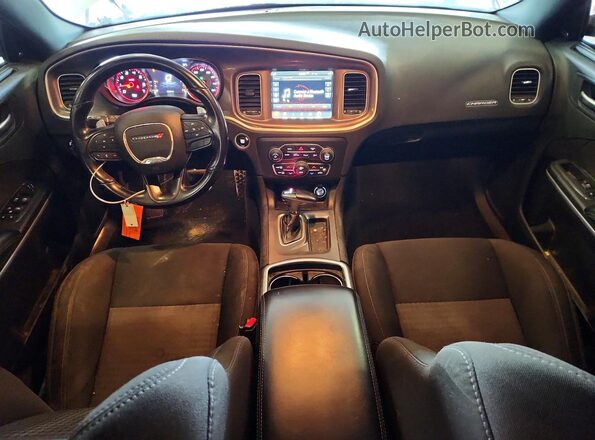 2C3CDXCT2NH129218 2022 DODGE CHARGER Белый Вид панели приборов