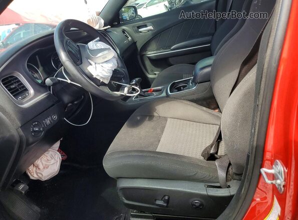 2C3CDXCT3KH575423 2019 DODGE CHARGER Red Widok wnętrza z przodu