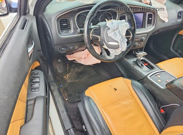 2C3CDXCT7JH176741 2018 DODGE CHARGER White Dashboard view