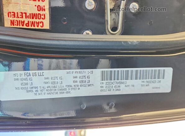 2C3CDXCT7KH584013 2019 DODGE CHARGER Black Widok komory silnika