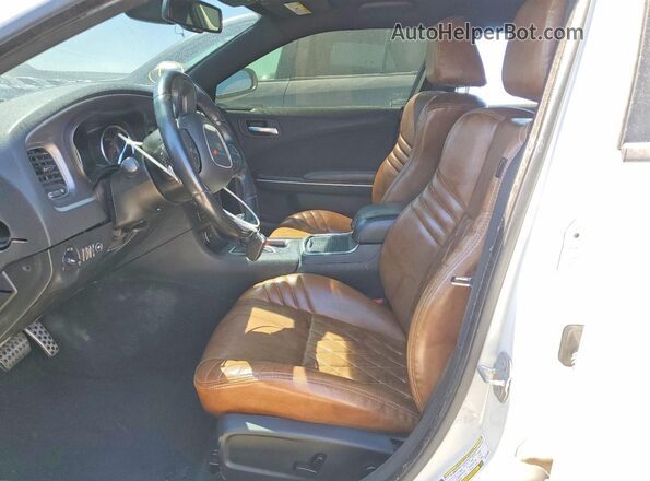 2C3CDXCT7KH738090 2019 DODGE CHARGER Белый Вид салона спереди