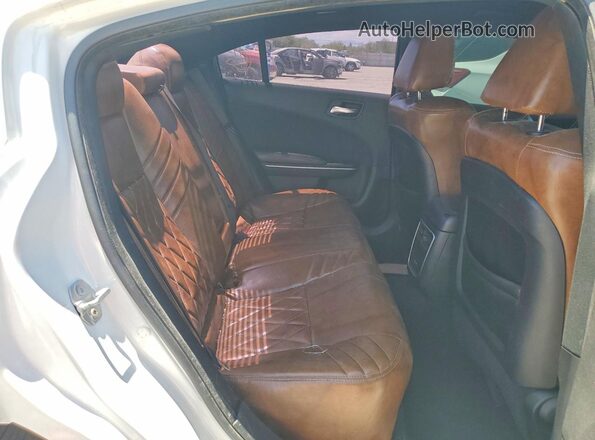 2C3CDXCT7KH738090 2019 DODGE CHARGER Белый Вид задних сидений