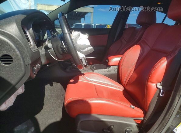 2C3CDXCT7PH663706 2023 DODGE CHARGER Черный Вид салона спереди