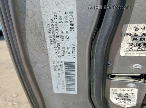 2C3CDXCT8JH211903 2018 DODGE CHARGER Silver Widok komory silnika