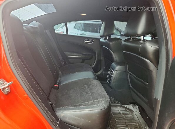 2C3CDXCT8LH157845 2020 DODGE CHARGER Orange Հետևի նստատեղերի տեսք