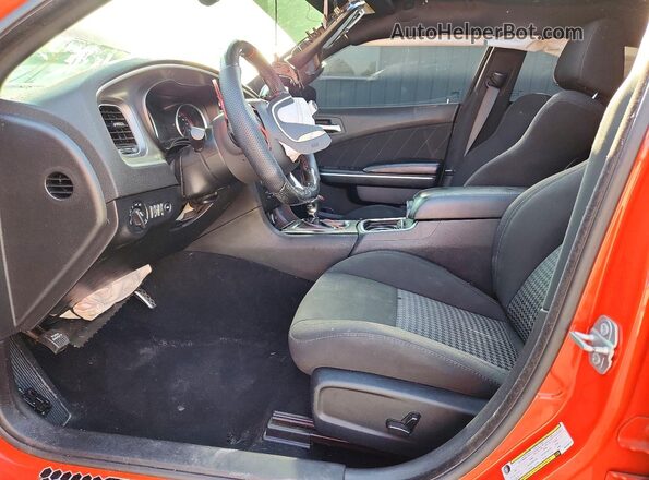 2C3CDXGJ0MH528510 2021 DODGE CHARGER Orange Widok wnętrza z przodu