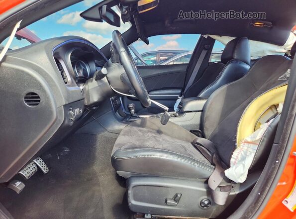 2C3CDXGJ0MH588349 2021 DODGE CHARGER Orange Vista interior delantera