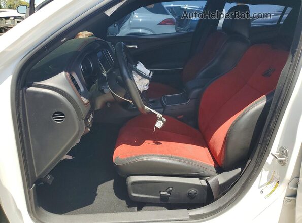 2C3CDXGJ0PH535946 2023 DODGE CHARGER White წინა სალონის ხედი